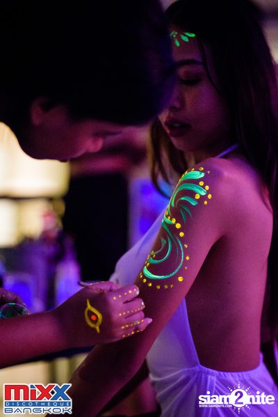 Neon BeatZ Party at MIXX Bangkok — photo 28