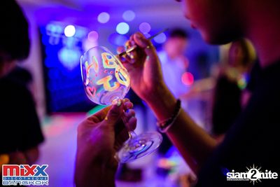 Neon BeatZ Party at MIXX Bangkok — photo 54