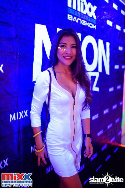 Neon BeatZ Party at MIXX Bangkok — photo 57