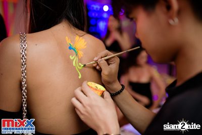 Neon BeatZ Party at MIXX Bangkok — photo 58