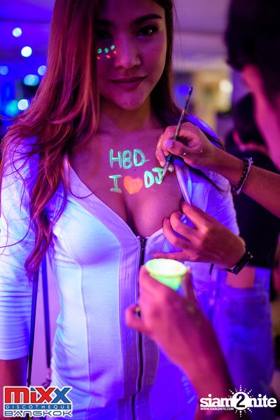 Neon BeatZ Party at MIXX Bangkok — photo 65