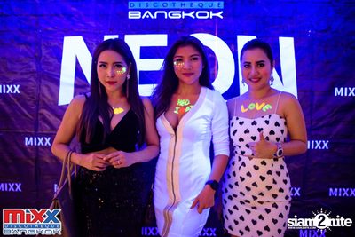 Neon BeatZ Party at MIXX Bangkok — photo 71