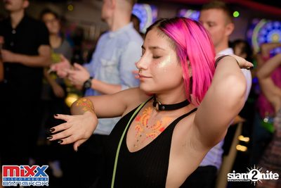 Neon BeatZ Party at MIXX Bangkok — photo 91