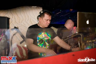Neon BeatZ Party at MIXX Bangkok — photo 92