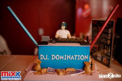 Neon BeatZ Party at MIXX Bangkok — photo 114