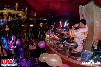 Neon BeatZ Party at MIXX Bangkok — photo 126