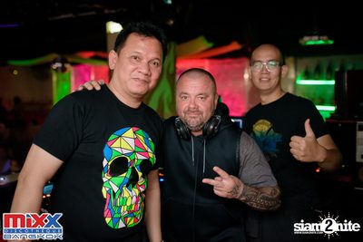 Neon BeatZ Party at MIXX Bangkok — photo 143
