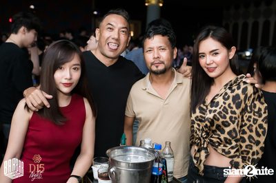 Friday Night at BARBARBAR — photo 1