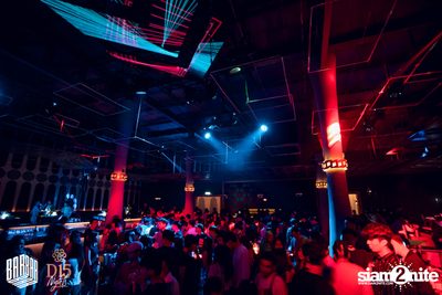 Friday Night at BARBARBAR — photo 5