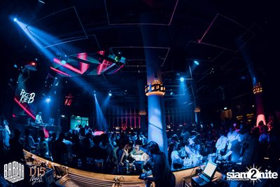 Friday Night at BARBARBAR — photo 11