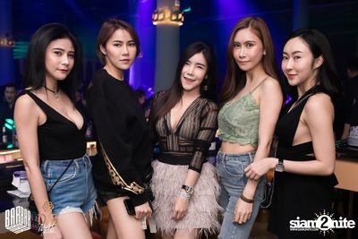 Friday Night at BARBARBAR — photo 32