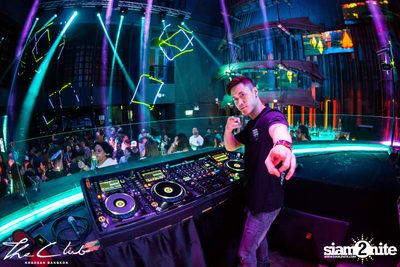 Avadox at The Club Khaosan — photo 25