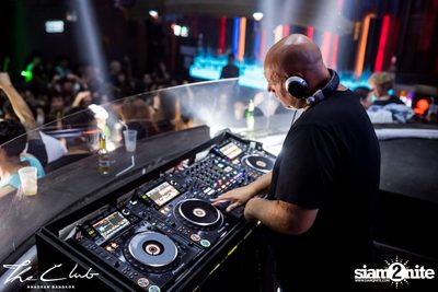 Avadox at The Club Khaosan — photo 69