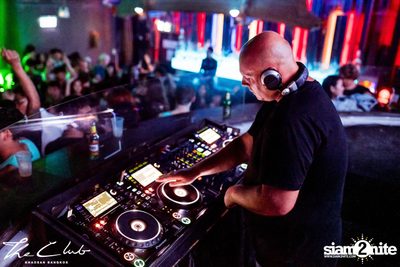 Avadox at The Club Khaosan — photo 70