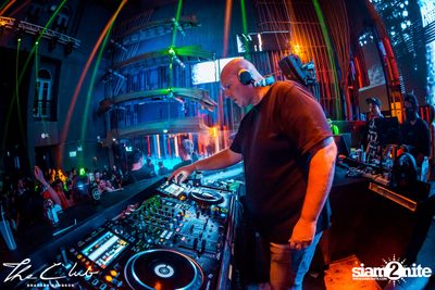 Avadox at The Club Khaosan — photo 124