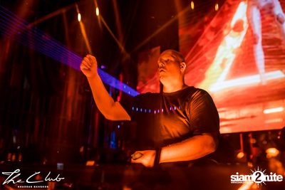Avadox at The Club Khaosan — photo 140