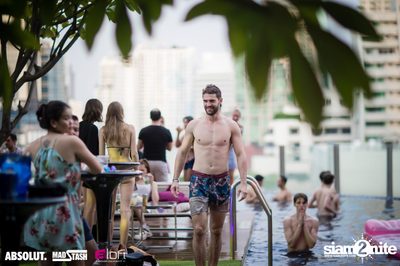 Splash Pool Party at Aloft Bangkok Sukhumvit Soi 11 — photo 47