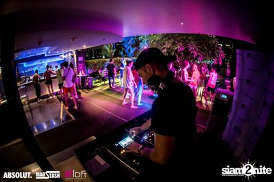 Splash Pool Party at Aloft Bangkok Sukhumvit Soi 11 — photo 112