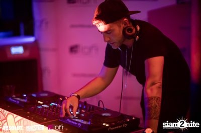 Splash Pool Party at Aloft Bangkok Sukhumvit Soi 11 — photo 142
