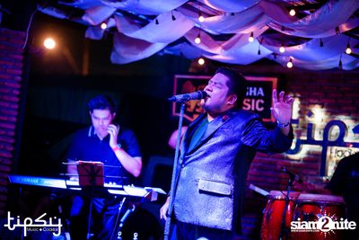 Ben Chalatit at Tipsy — photo 75