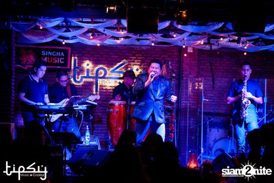 Ben Chalatit at Tipsy — photo 79