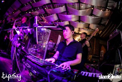 Ben Chalatit at Tipsy — photo 85