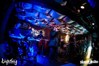 Ben Chalatit at Tipsy — photo 88