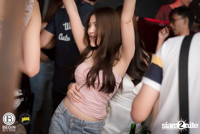 คืนวันเสาร์ ที่ บีกิน บาร์ — photo 95
