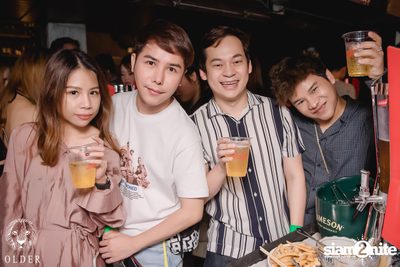 Monik x Wan Yai at Older — photo 33