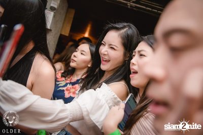 Monik x Wan Yai at Older — photo 90
