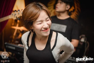 Monik x Wan Yai at Older — photo 102