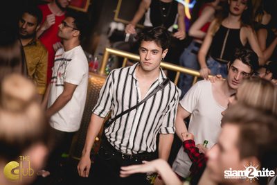 Fridays ที่ เดอะ คลับ แอท คอย — photo 49