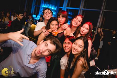 Fridays ที่ เดอะ คลับ แอท คอย — photo 65