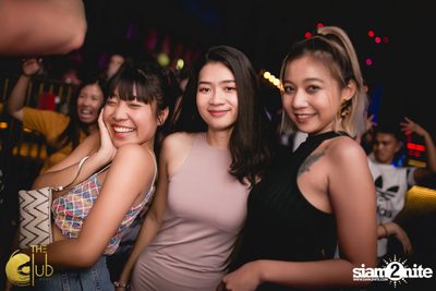 Fridays ที่ เดอะ คลับ แอท คอย — photo 87