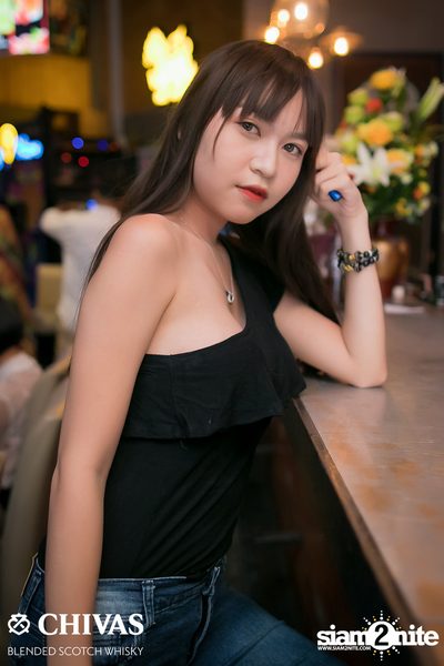 Taitosmith at Why Here Bar & Bistro | Ratchayothin — photo 31
