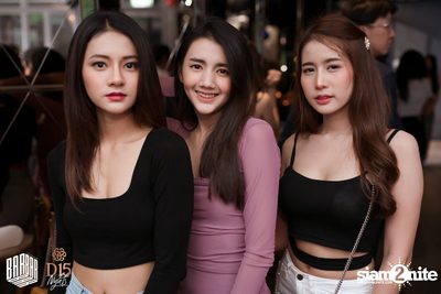 Friday Night at BARBARBAR — photo 17