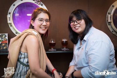 Brew Master กับ Gary Lohin ที่ บ็อทเทิลร็อคเก็ต คราฟท์เบียร์บาร์ — photo 90