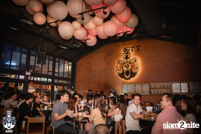 Saturday Night at Ainu Bar — photo 12