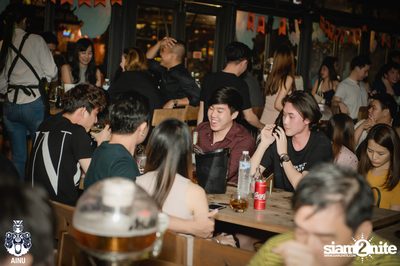 Saturday Night at Ainu Bar — photo 20