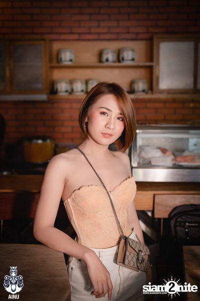 Saturday Night at Ainu Bar — photo 32