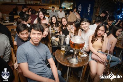 Saturday Night at Ainu Bar — photo 35