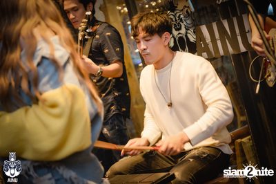 Saturday Night at Ainu Bar — photo 37