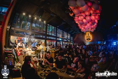 Saturday Night at Ainu Bar — photo 51