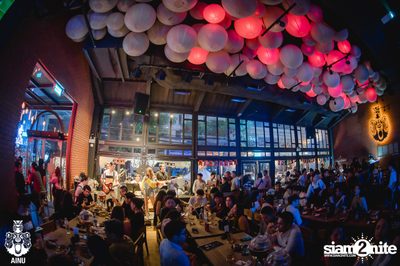 Saturday Night at Ainu Bar — photo 54