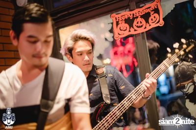 Saturday Night at Ainu Bar — photo 68