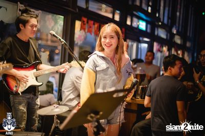 Saturday Night at Ainu Bar — photo 71