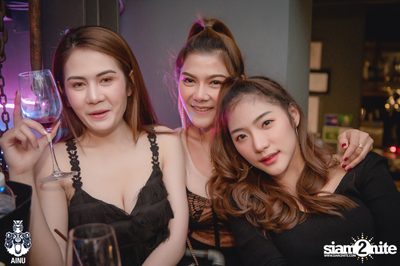 Saturday Night at Ainu Bar — photo 91