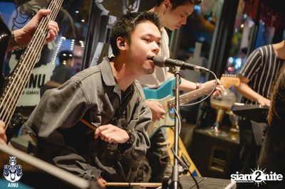 Saturday Night at Ainu Bar — photo 112