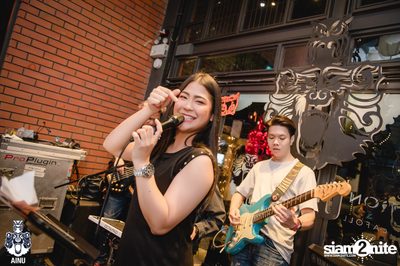 Saturday Night at Ainu Bar — photo 120