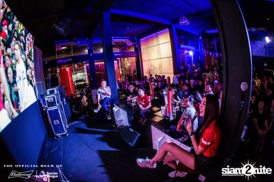 Bud's Live Party กับ Big Ass ที่ เพลย์ลิสต์ เอกมัย — photo 67